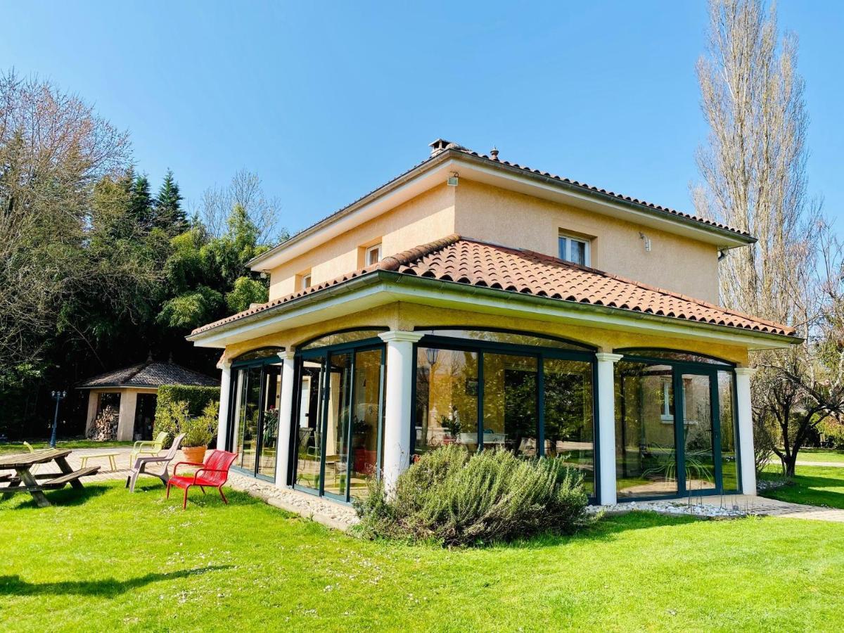 ホテル Domaine De Suzel Vignieu エクステリア 写真