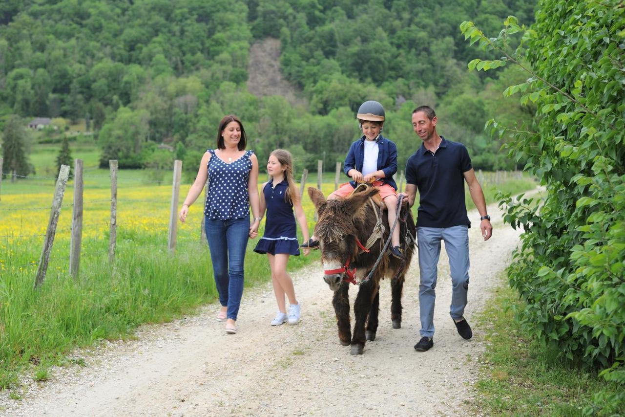 ホテル Domaine De Suzel Vignieu エクステリア 写真