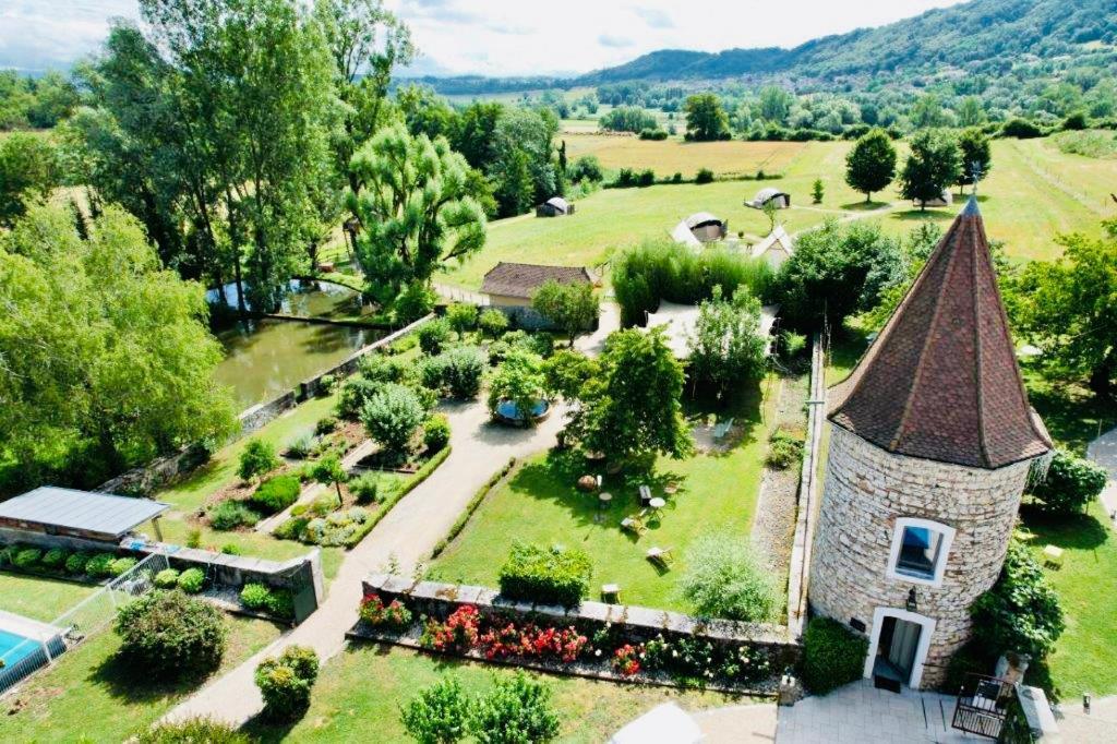 ホテル Domaine De Suzel Vignieu エクステリア 写真